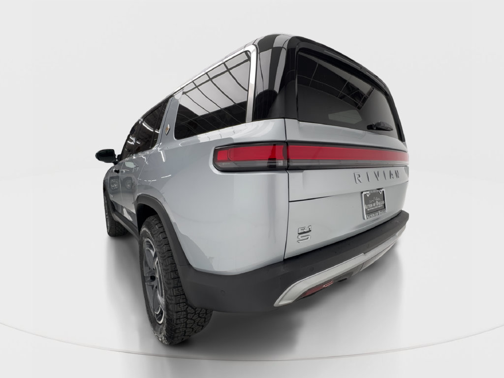 Used 2026 Rivian R1S Adventure Dual AWD/4WD image 11