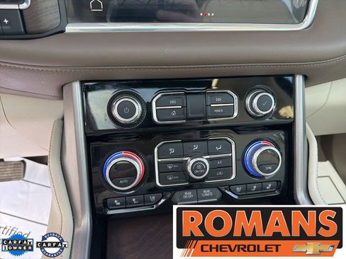 Used 2022 GMC Yukon XL Denali w/ Denali Ultimate Package image 17