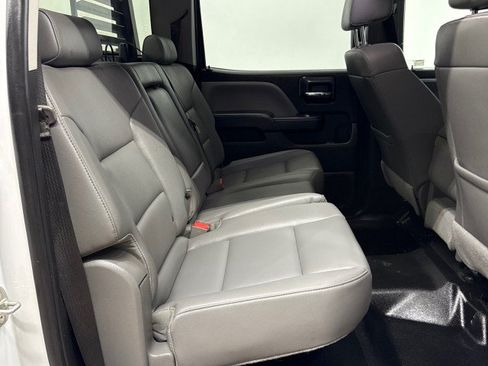 Used 2018 Chevrolet Silverado 2500 W/T w/ WT Convenience Package AWD/4WD image 29