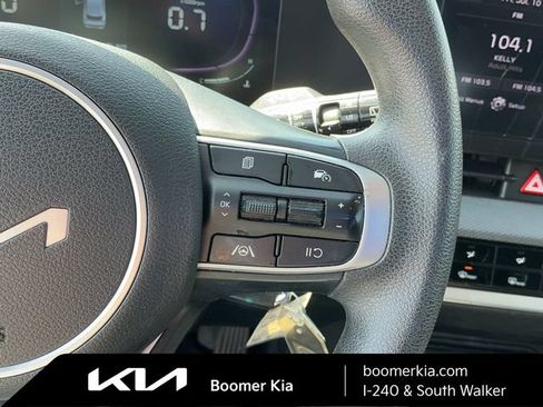 Used 2024 Kia Sportage LX FWD image 20