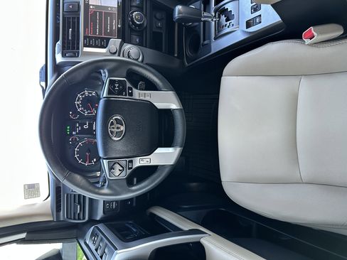 Used 2020 Toyota 4Runner SR5 Premium w/ Moonroof Package image 40