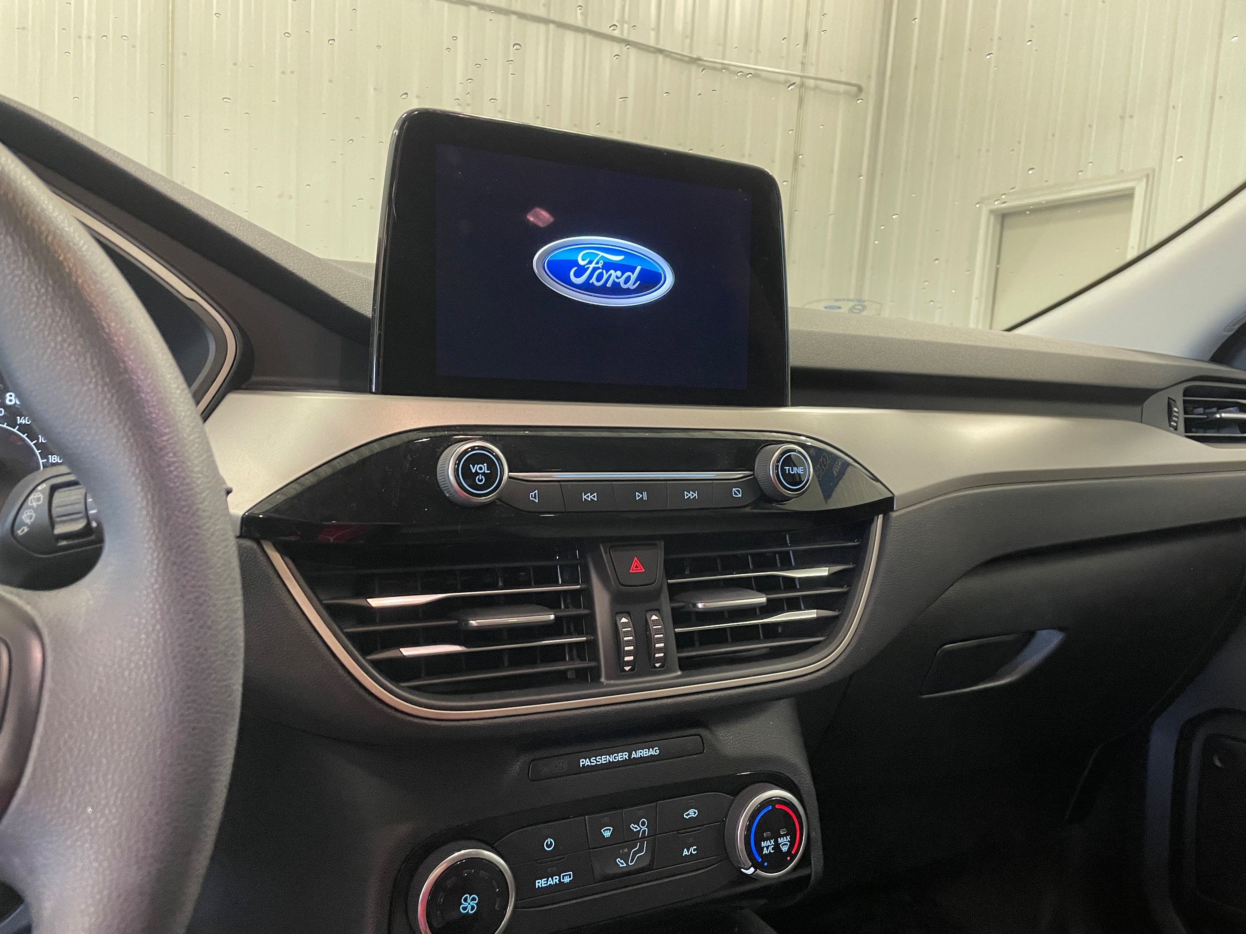 Used 2022 Ford Escape SE AWD/4WD image 17
