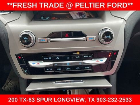 Used 2023 Ford Explorer XLT w/ Equipment Group 202A image 32