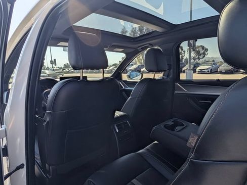 Certified 2025 MAZDA CX-70 Plug-In Hybrid w/ Premium Plus AWD/4WD image 16