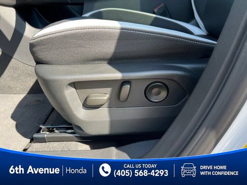 Used 2025 Buick Envision Sport Touring AWD/4WD image 30