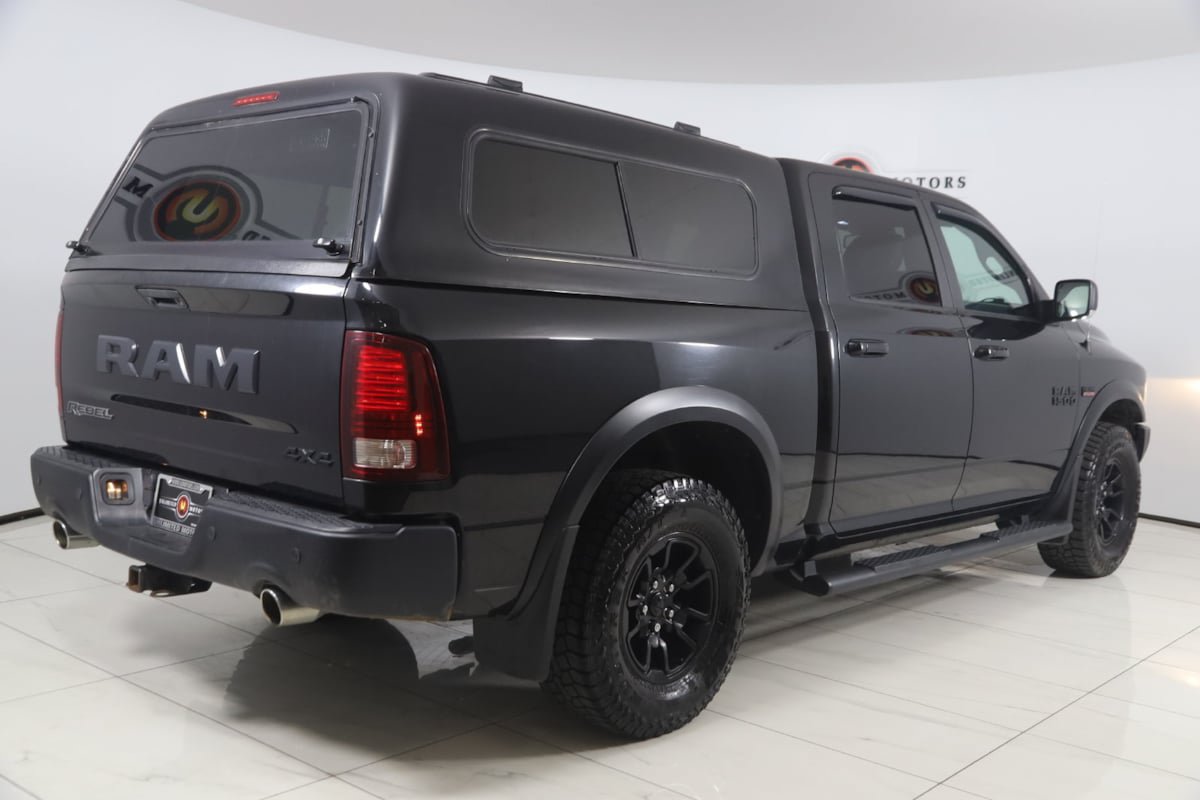 Used 2018 RAM 1500 Rebel w/ Luxury Group AWD/4WD image 3