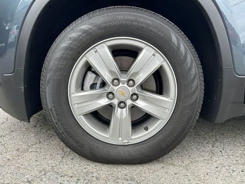 Used 2022 Chevrolet Trax LT w/ LT Convenience Package FWD image 8