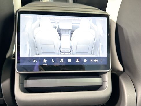 Used 2025 Tesla Model 3 RWD image 20
