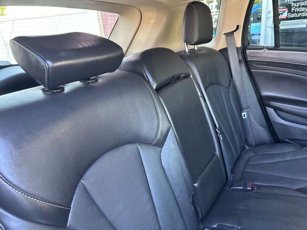 Used 2018 Buick Envision Essence FWD image 16