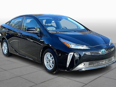 Used 2021 Toyota Prius XLE w/ Advanced Technology Package image 2