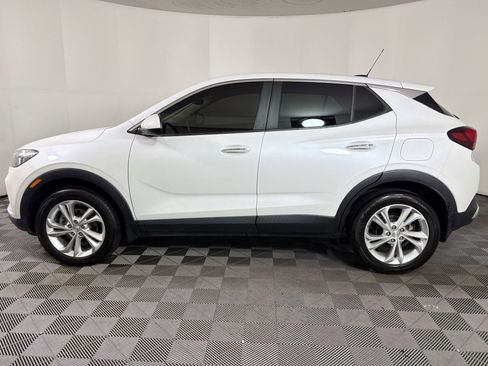 Used 2021 Buick Encore GX Preferred w/ Cold Weather Comfort Package AWD/4WD image 2