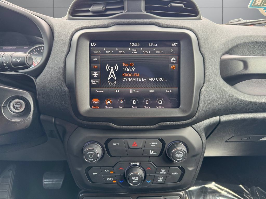 Used 2023 Jeep Renegade Trailhawk AWD/4WD image 15