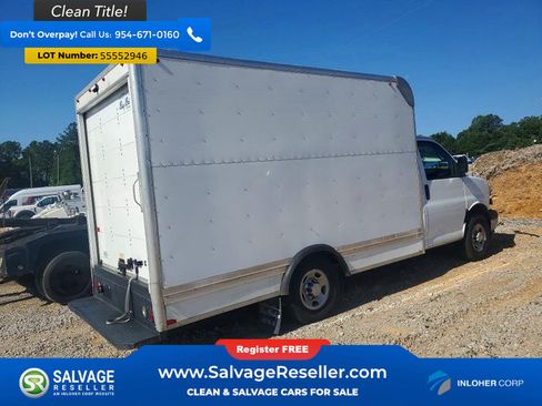 Used 2019 Chevrolet Express 3500 w/ Power Convenience Package RWD image 4