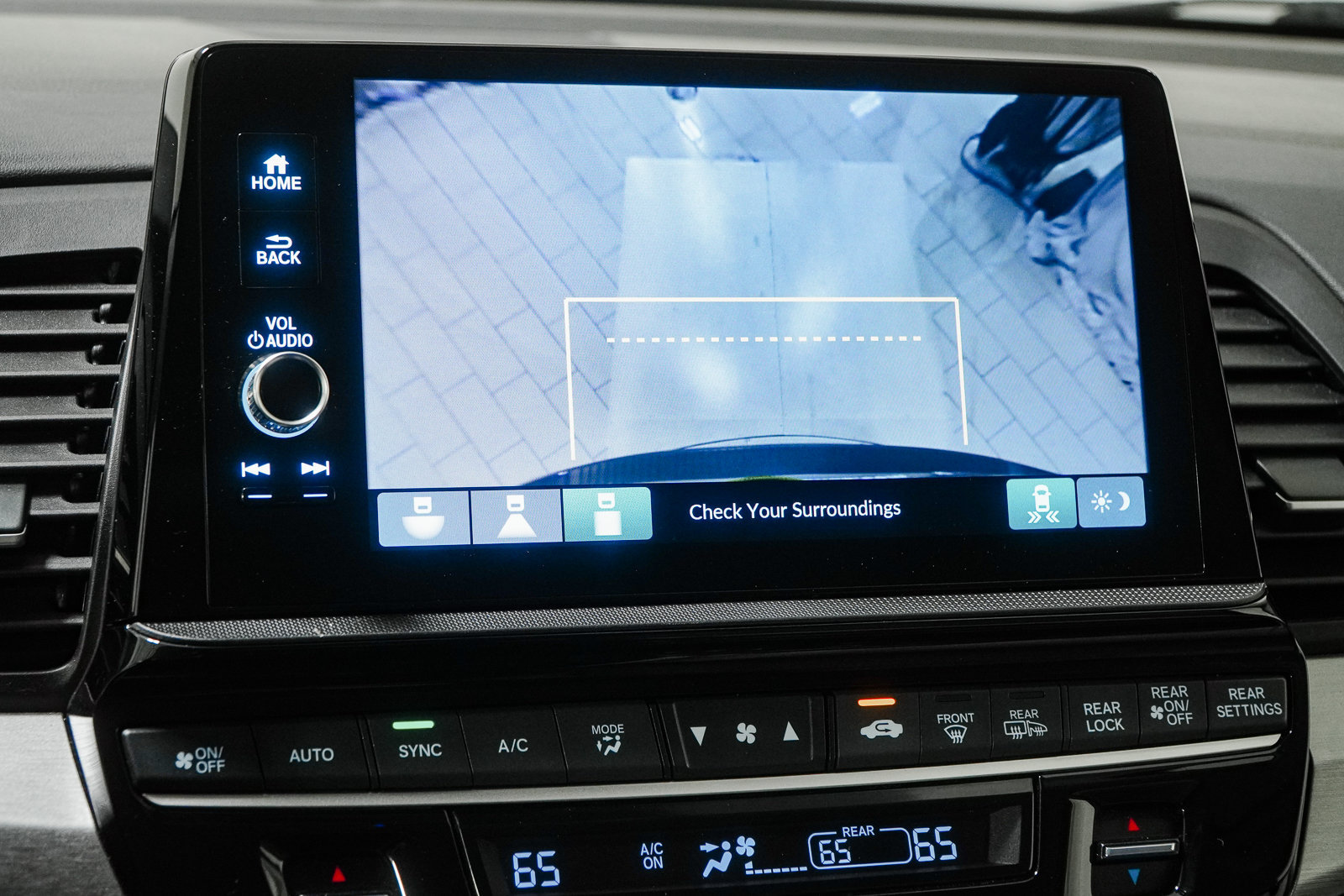 Used 2025 Honda Odyssey EX-L image 32