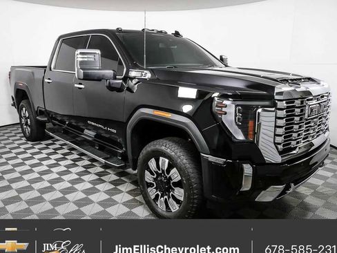 Used 2025 GMC Sierra 2500 Denali image 27