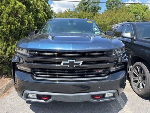 Used 2021 Chevrolet Silverado 1500 LT Trail Boss w/ Convenience Package II AWD/4WD image 2