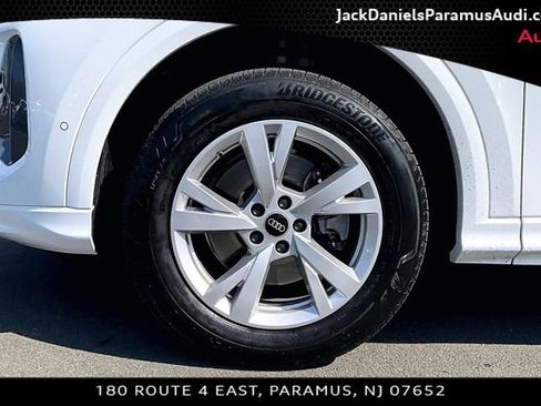 Used 2025 Audi Q5 Premium w/ Convenience Package image 7