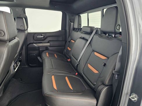 Used 2022 GMC Sierra 1500 AT4 w/ AT4 Premium Package image 17