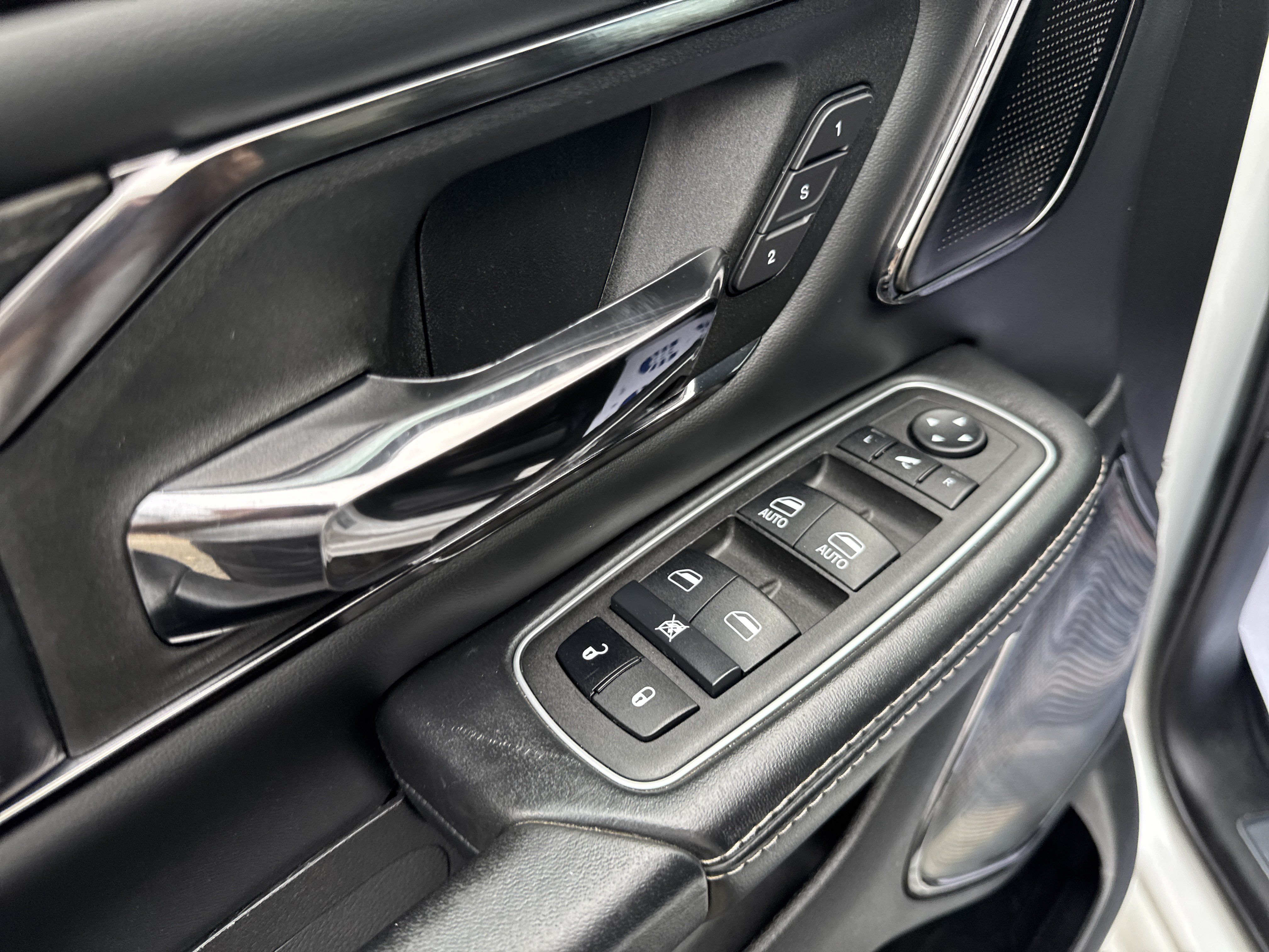 Used 2023 RAM 1500 Limited w/ Night Edition AWD/4WD image 22