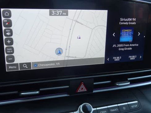 Used 2024 Hyundai Elantra Limited FWD image 24