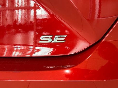 New 2026 Toyota Camry SE w/ Convenience Package FWD image 9