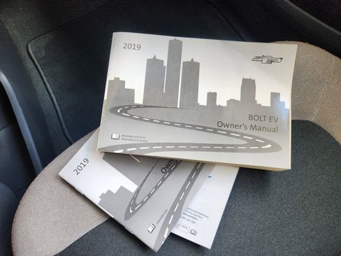 Used 2019 Chevrolet Bolt LT image 20