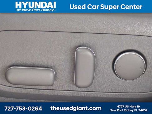 Used 2025 Hyundai Kona SEL FWD image 21
