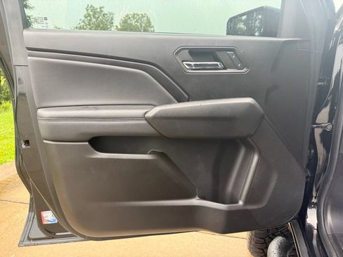 Used 2024 Chevrolet Colorado LT w/ LT Convenience Package RWD image 21