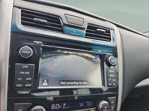 Used 2014 Nissan Altima 2.5 SL w/ Technology Package FWD image 24