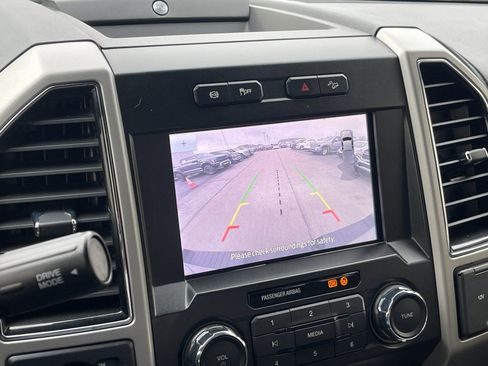 Used 2021 Ford F250 Lariat w/ FX4 Off-Road Package image 21