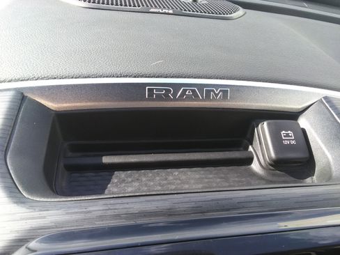 Used 2024 RAM 2500 Laramie w/ Night Edition image 24