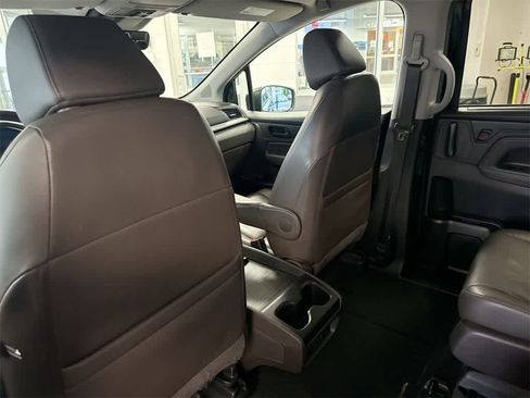 Used 2019 Honda Odyssey EX-L image 18