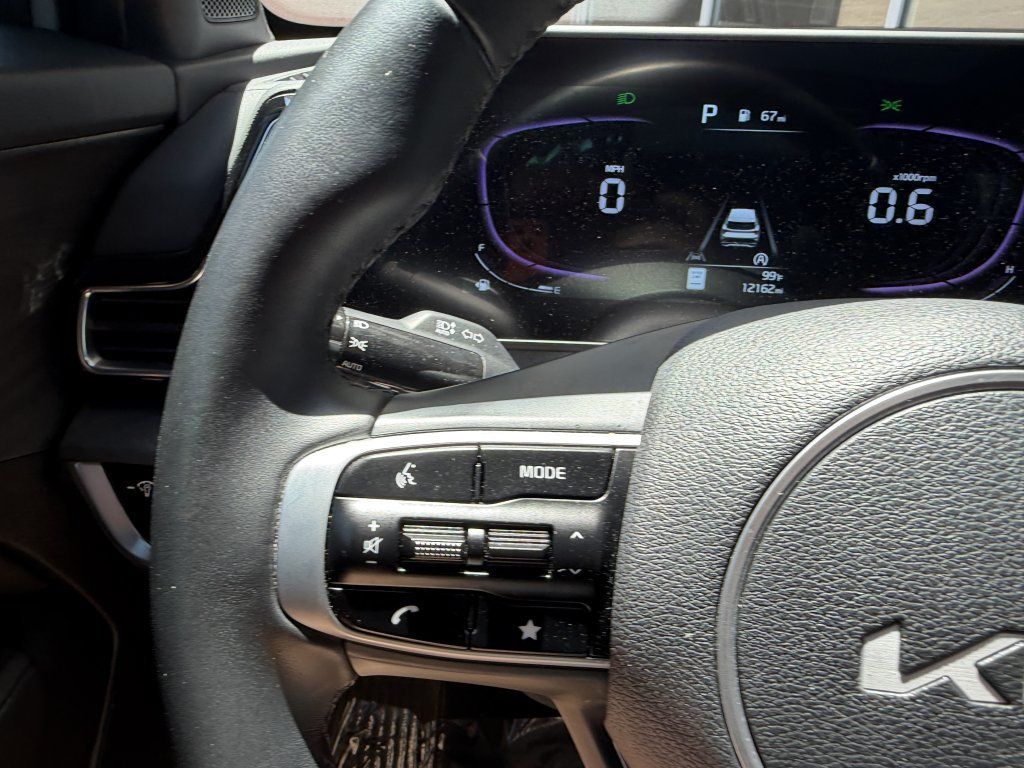 Used 2025 Kia Sportage X-Line w/ Premium Package AWD/4WD image 28