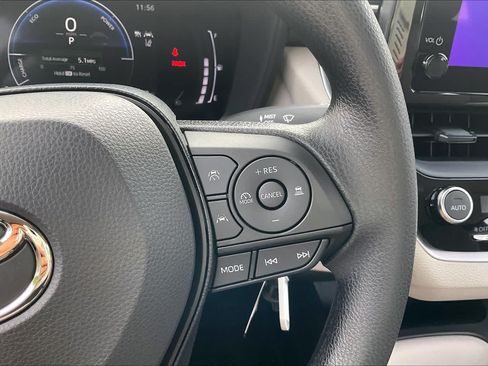 Used 2026 Toyota Corolla LE FWD image 24