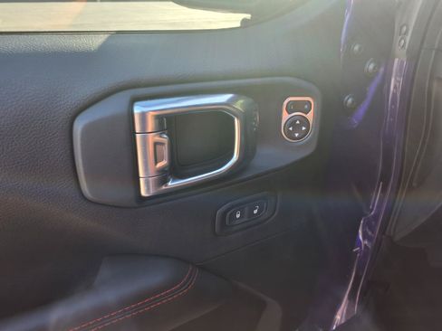Used 2026 Jeep Wrangler Unlimited Rubicon AWD/4WD image 15
