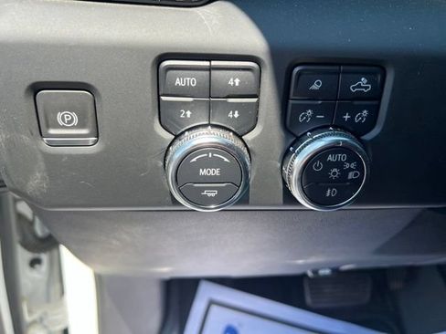 Certified 2023 GMC Sierra 1500 AT4 w/ AT4 Preferred Package AWD/4WD image 34