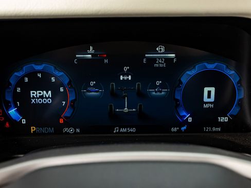 Used 2025 Ford Bronco Heritage Edition image 20