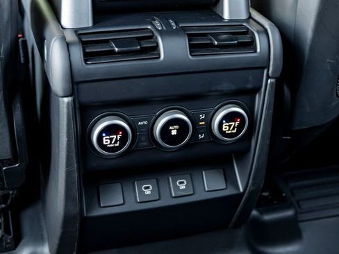 Used 2023 Land Rover Defender 110 V8 image 21