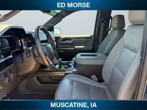 Certified 2022 Chevrolet Silverado 1500 RST w/ Convenience Package II AWD/4WD image 13