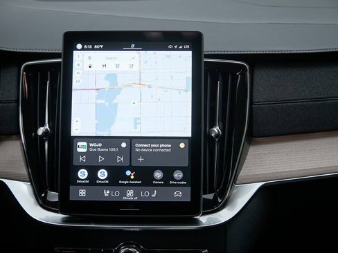 Used 2025 Volvo XC90 B6 Core w/ Protection Package image 27