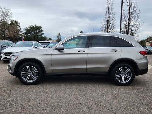 Used 2020 Mercedes-Benz GLC 300 4MATIC image 4