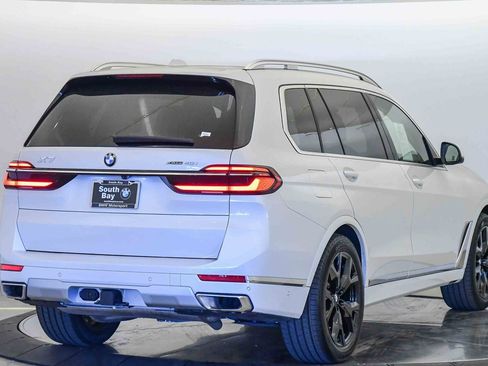 Certified 2024 BMW X7 xDrive40i w/ Premium Package image 5