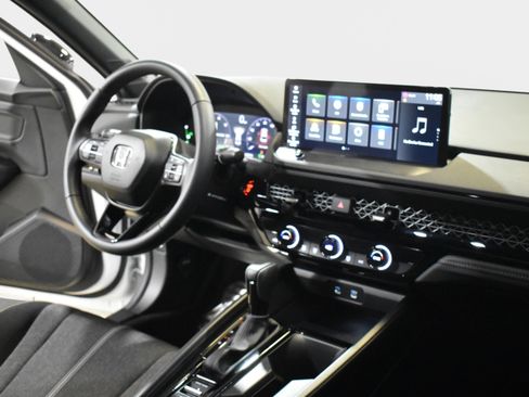 Certified 2024 Honda Accord Sport image 31