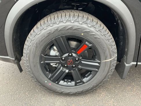 New 2026 Nissan Rogue SV AWD/4WD image 9