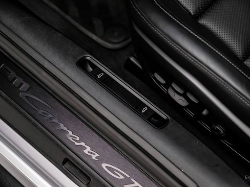 Used 2024 Porsche 911 Carrera GTS image 42