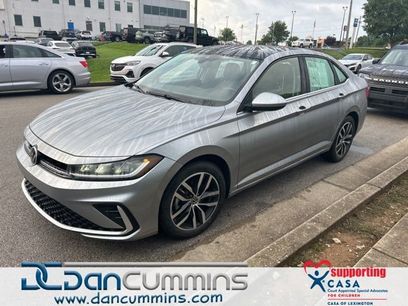 Used 2025 Volkswagen Jetta SE