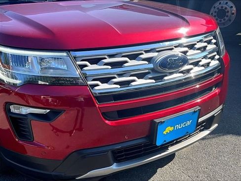 Used 2019 Ford Explorer XLT w/ Equipment Group 202A AWD/4WD image 30
