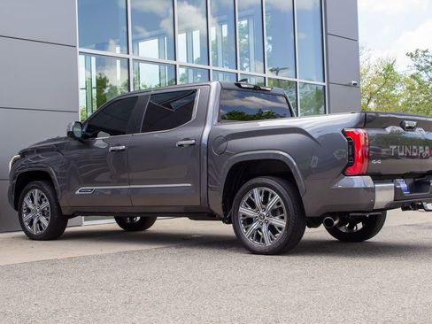 Used 2024 Toyota Tundra Capstone AWD/4WD image 8