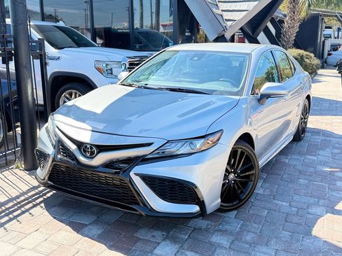 Used 2023 Toyota Camry XSE FWD image 1