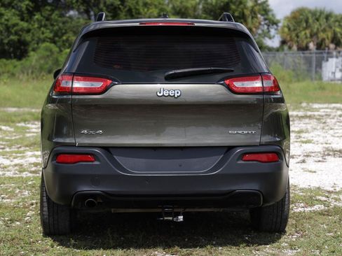 Used 2015 Jeep Cherokee Sport w/ Sport Appearance Group AWD/4WD image 7